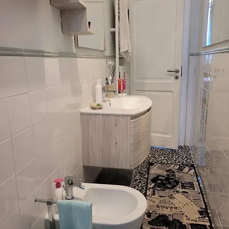 Casa Al Mare Con Parcheggio Interno E Giardino * تْشيفيتانوفا ماركي