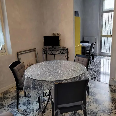 Casa Al Mare Con Parcheggio Interno E Giardino 아파트 *